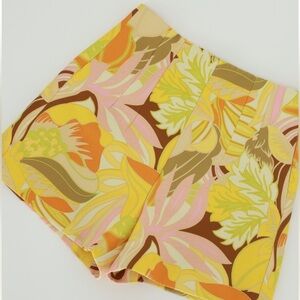 Used Onced- Zara Floral Patterned Shorts
